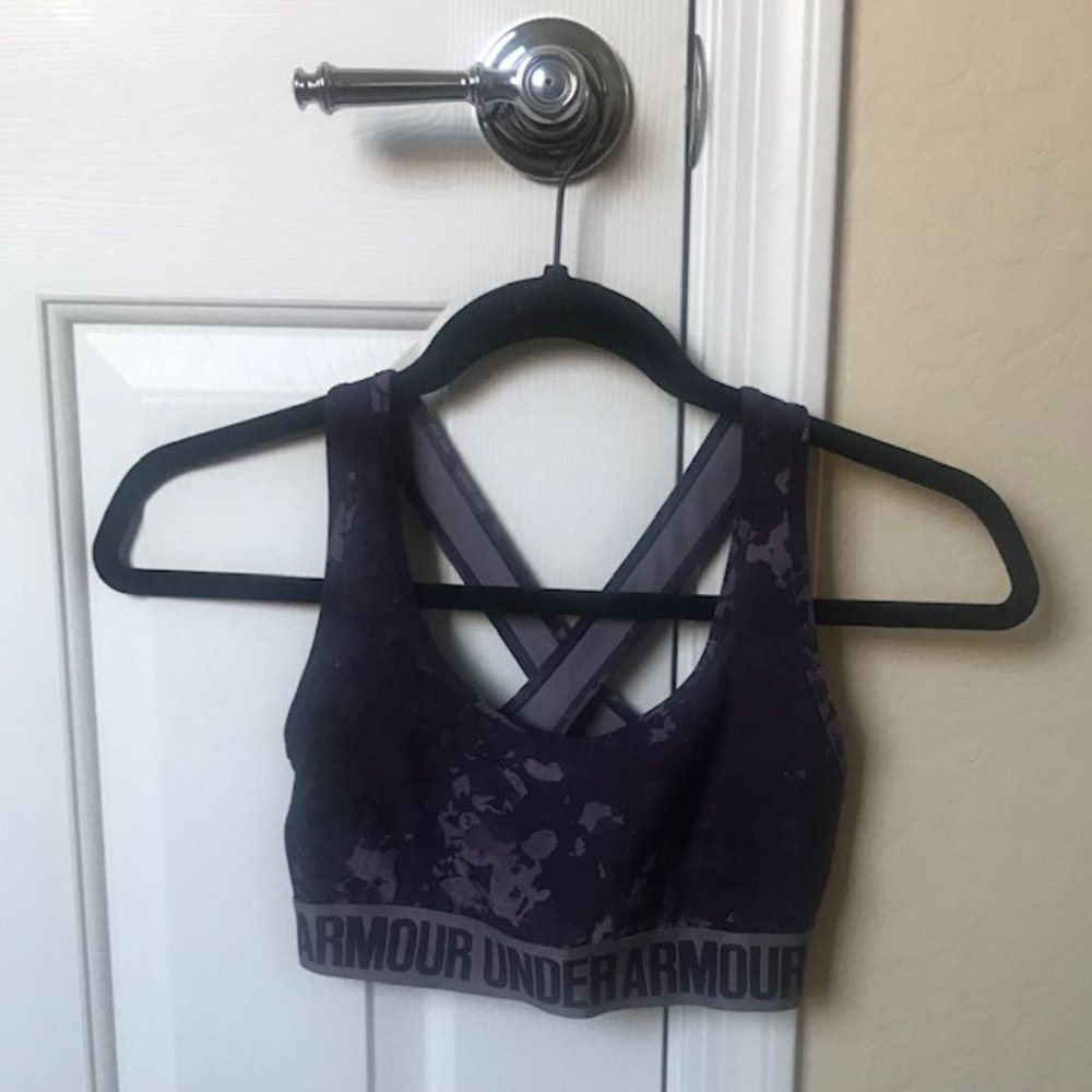 Under Armour Mid-Cross Workout Bra - Size Small
